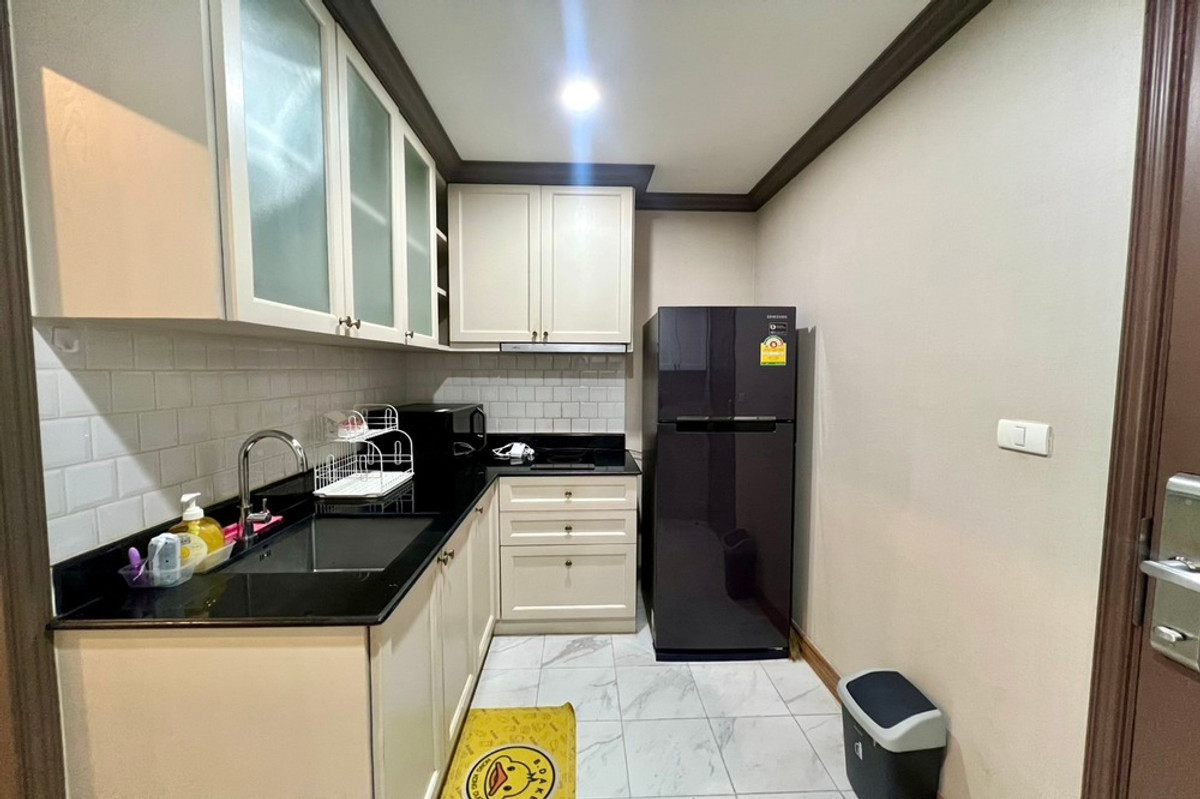 คอนโดสยาม จุฬา สามย่าน : 🔥 ขายพร้อมผู้เช่า !! Code C20240300358..........The Reserve Kasemsan 3, 1 ห้องนอน, 1 ห้องน้ำ, แต่งครบ, ราคาพิเศษ!! 📣📣