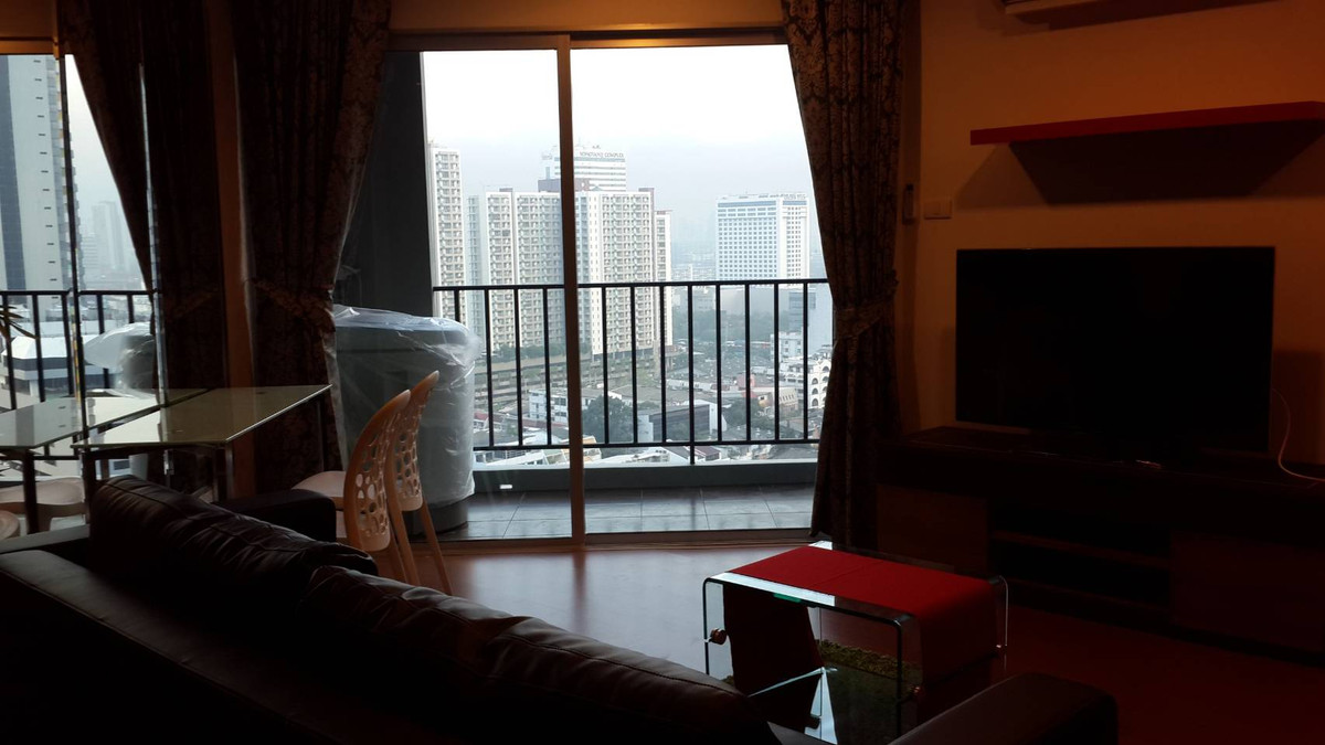 ให้เช่าคอนโดพระราม 9 เพชรบุรีตัดใหม่ RCA : Best price  FOR RENT  1 BEDROOM 49 Sq.m   Ready to move in  CALL NOW 094-641-5974