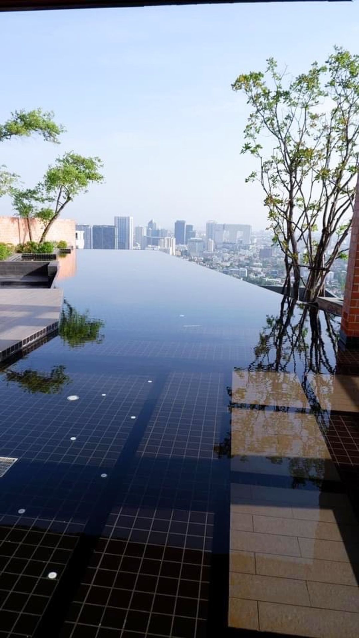 ขายคอนโดลาดพร้าว เซ็นทรัลลาดพร้าว : ขาย คอนโด Chapter One Midtown ลาดพร้าว 24 ห้องมุม 32 ตรม. ตกแต่งสวย เฟอร์นิเจอร์ครบ