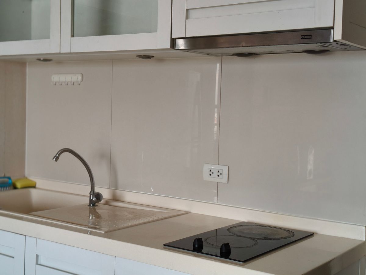 ให้เช่าคอนโดปิ่นเกล้า จรัญสนิทวงศ์ : ให้เช่าด่วน! Ivy Residence Pinklao ห้องใหญ่ 1 นอน 59 ตร.ม. เฟอร์ครบ ใกล้ MRT บางยี่ขัน ชีวิตดี๊ดี ใจกลางปิ่นเกล้า! 🌟