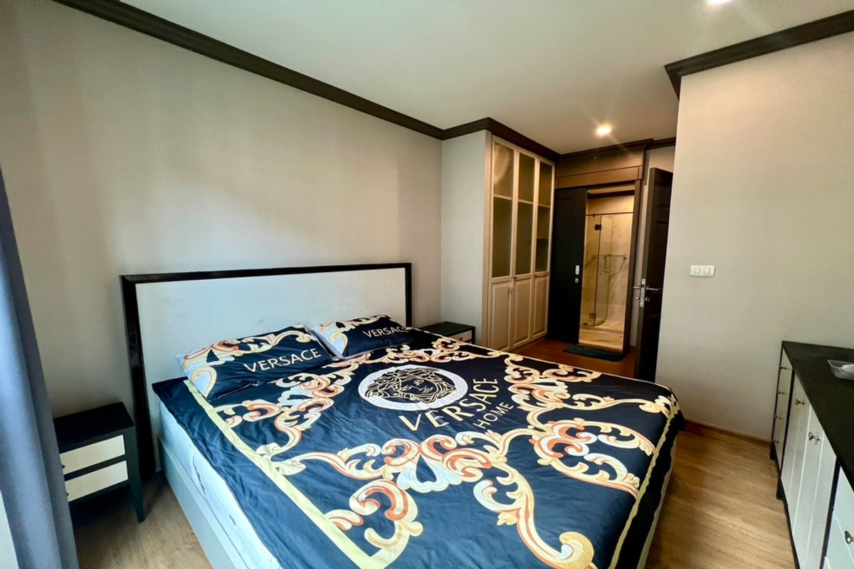 คอนโดสยาม จุฬา สามย่าน : 🔥 ขายพร้อมผู้เช่า !! Code C20240300358..........The Reserve Kasemsan 3, 1 ห้องนอน, 1 ห้องน้ำ, แต่งครบ, ราคาพิเศษ!! 📣📣