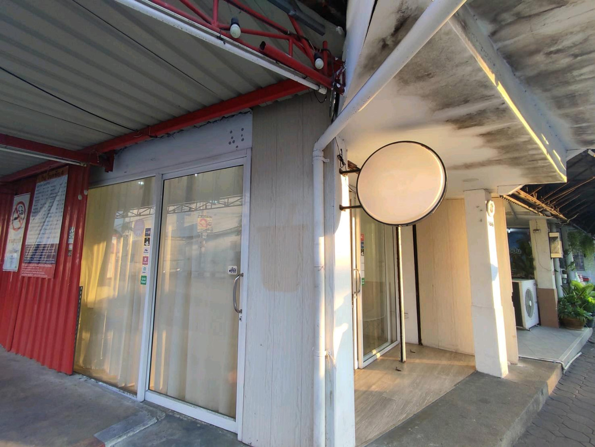 ให้เช่าร้านค้า/ตลาดนัดโชคชัย4 ลาดพร้าว71 : ให้เช่าร้านค้า ทำเลทอง ติดรถไฟฟ้า สถานีโชคชัย4