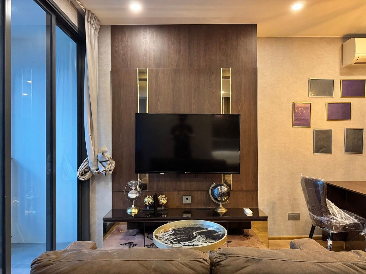 คอนโดราชเทวี พญาไท : คอนโด Q Chidlom - Phetchaburi เดินทางสะดวก ใกล้รถไฟฟ้าบีทีเอส มีรถรับส่ง ห้องสวย เฟอร์นิเจอร์ครบ พร้อมอยู่ทันที!!!