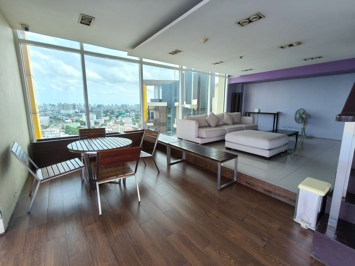 ให้เช่าคอนโดปิ่นเกล้า จรัญสนิทวงศ์ : ให้เช่าด่วน! Ivy Residence Pinklao ห้องใหญ่ 1 นอน 59 ตร.ม. เฟอร์ครบ ใกล้ MRT บางยี่ขัน ชีวิตดี๊ดี ใจกลางปิ่นเกล้า! 🌟