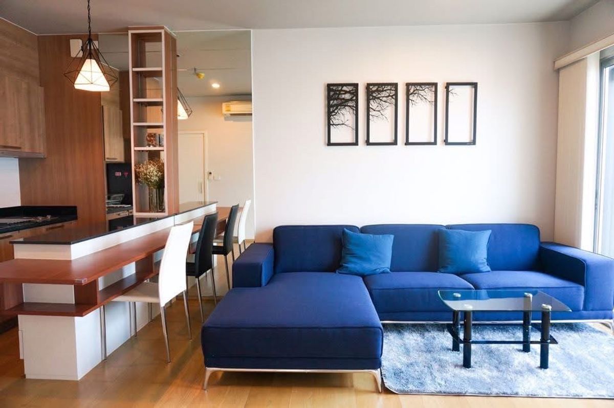 For RentCondoWongwianyai, Charoennakor : Condo rental, big room, adjacent to BTS, Krung Thon Buri, Heat Sathorn, Condo for RENT BIGROOMS BTS Thon Krung Buri Station Hive Sathorn Condo