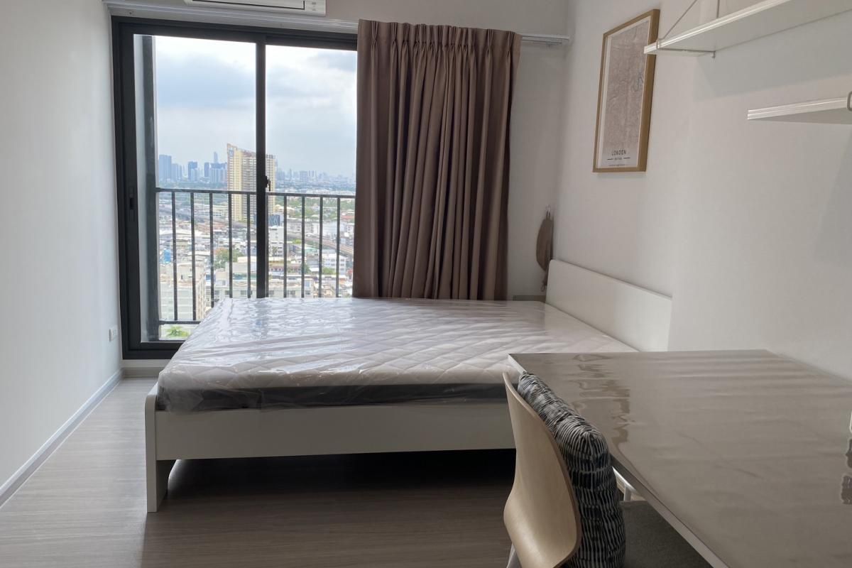 For RentCondoBang kae, Phetkasem : Condo for rent, The Parkland Petchkasem 56 [The Parkland Phetkasem 56] Beautiful room, good price, convenient to travel, complete furniture. Ready to move in immediately Can make an appointment to see the room