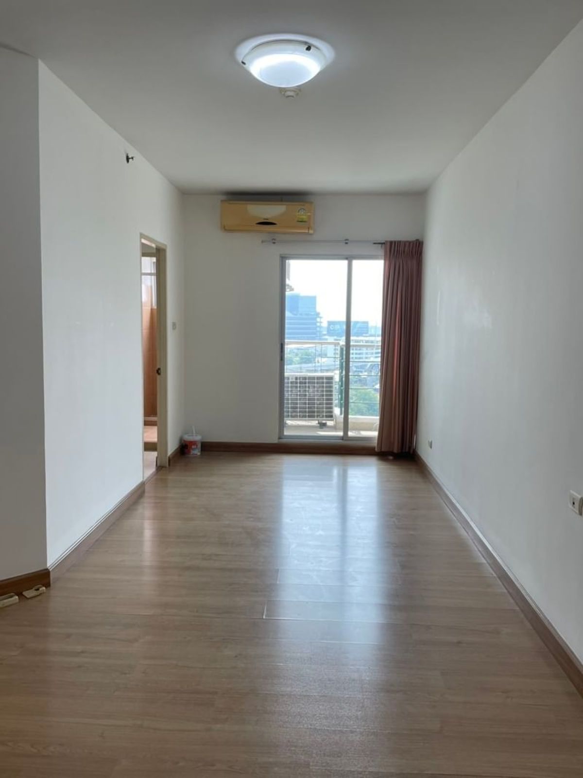 For SaleCondoPattanakan, Srinakarin : FOR Sale Supalai Park Srinakarin Unit 688/1114