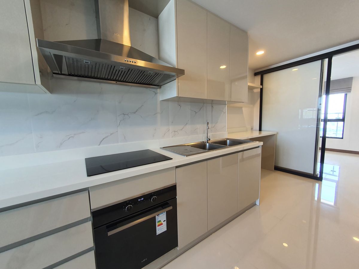 For RentCondoWongwianyai, Charoennakor : Penthouse for rent - Supalai Premier Charoen Nakhon Price 350,000 baht [MKr250615]