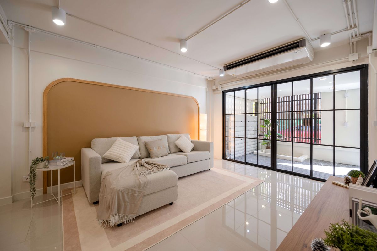 ขายทาวน์โฮมอ่อนนุช อุดมสุข : ขาย Zen Home at Sukumvit แต่งสวย ทำเลดี เข้าเมืองง่าย ราคาเอื้อมถึง จับต้องง่าย ในราคา 6.89 MB. สนใจติดต่อ 092-6905445