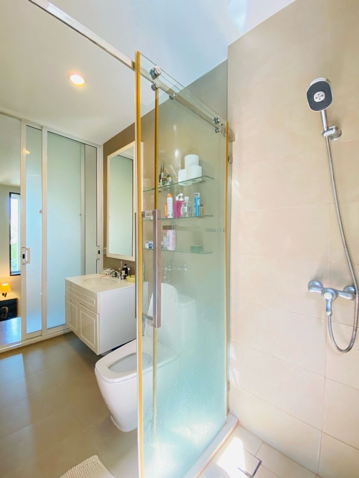 ขายคอนโดสุขุมวิท อโศก ทองหล่อ : เลต ดเวล สุขุมวิท26 คอนโด 3 ชั้น สุด Rare Item พร้อมสระว่ายน้ำส่วนตัว ใจกลางสุขุมวิท 26