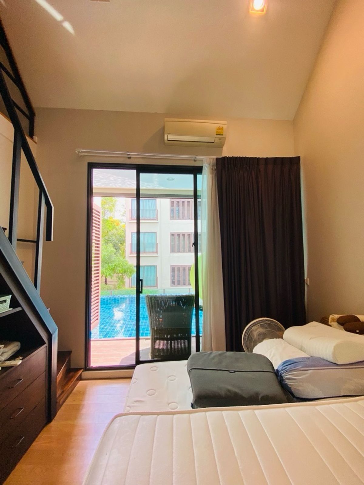 ขายคอนโดสุขุมวิท อโศก ทองหล่อ : เลต ดเวล สุขุมวิท26 คอนโด 3 ชั้น สุด Rare Item พร้อมสระว่ายน้ำส่วนตัว ใจกลางสุขุมวิท 26