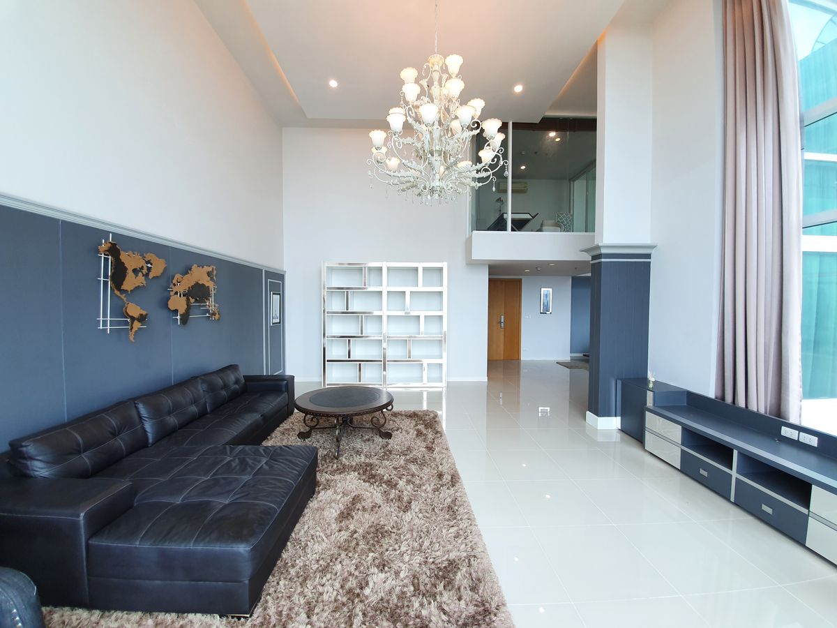 ให้เช่าคอนโดพระราม 9 เพชรบุรีตัดใหม่ RCA : ให้เช่า Penthouse - Circle Condominium ราคา 220,000 บาท [MKr250611]