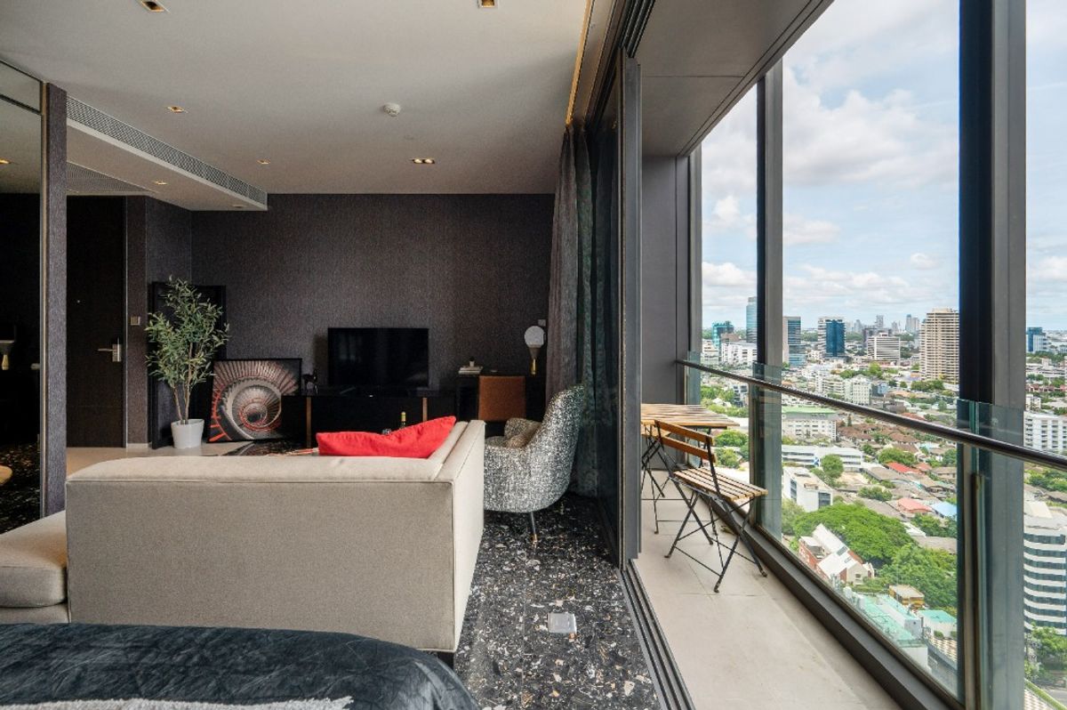 ขายคอนโดสุขุมวิท อโศก ทองหล่อ : ขาย BEATNIQ Sukhumvit 32 ตกแต่งใหม่ So สวย So อึ้ง So จึ้ง อยู่เองก็ดี ปล่อยเช่าก็ปัง ทำเลเริ่ดๆ ราคา 11.8 MB. สนใจติดต่อ 092-6905445