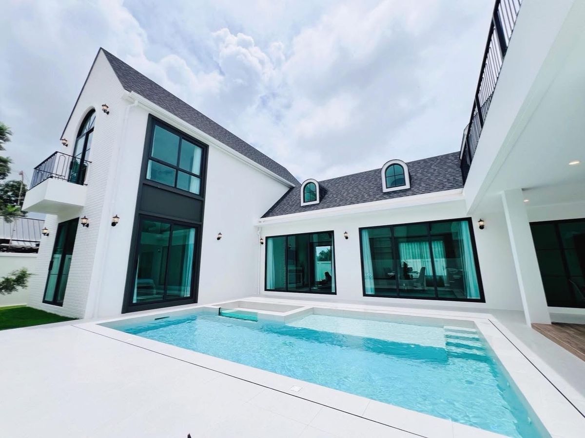 For SalePattaya, Bangsaen, Chonburi : Poolvilla detached house for sale, Khao Chi Chan, starting at 12.9 million