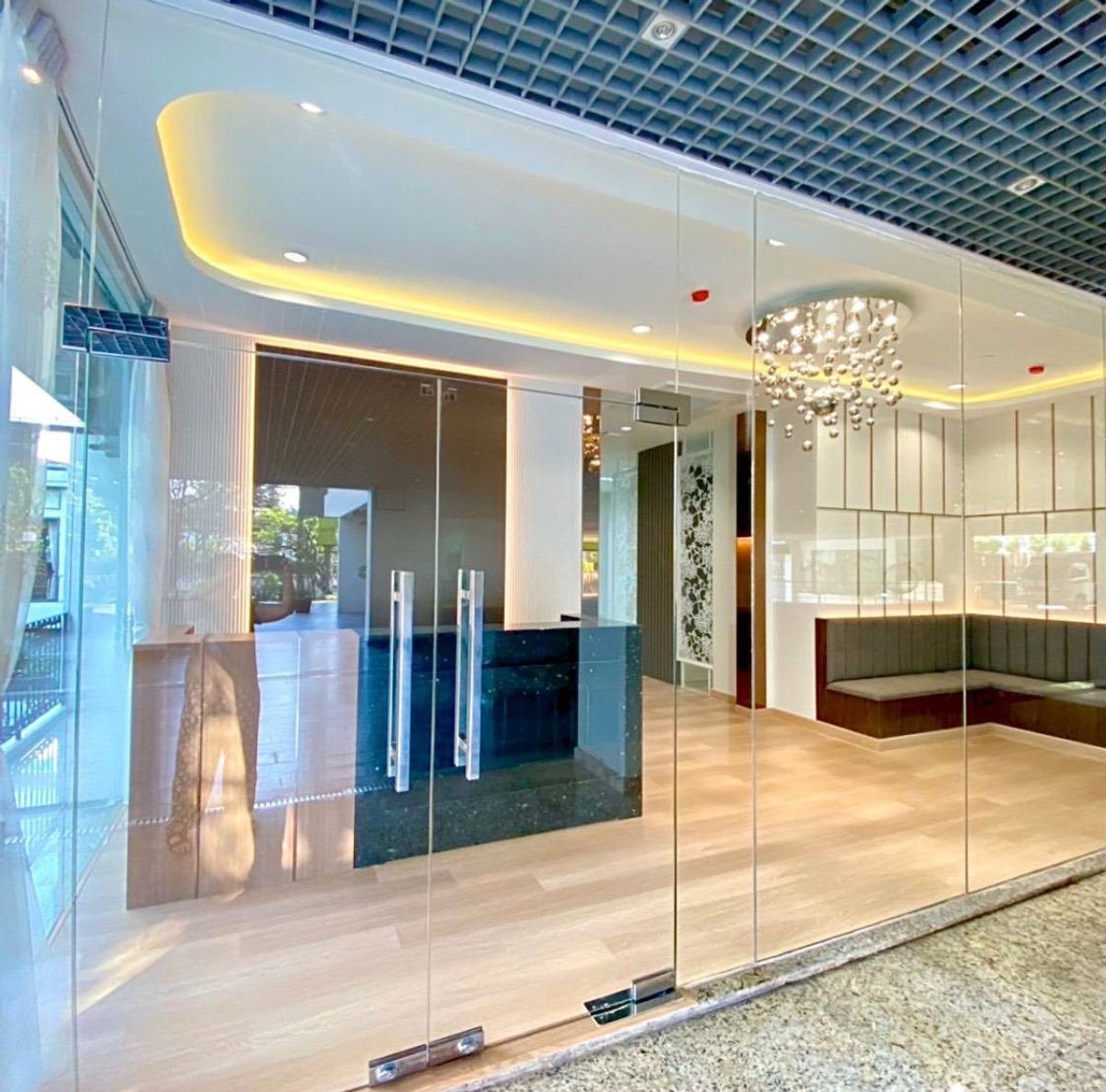 For RentOfficeSukhumvit, Asoke, Thonglor : Bangkok Office Sukhumvit BTS Ekkamai Khlong Toei BRE23596