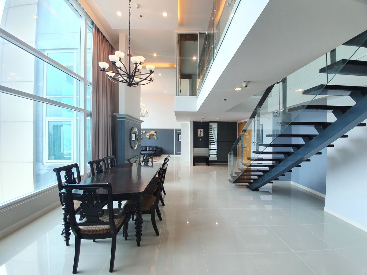 ให้เช่าคอนโดพระราม 9 เพชรบุรีตัดใหม่ RCA : ให้เช่า Penthouse - Circle Condominium ราคา 220,000 บาท [MKr250611]