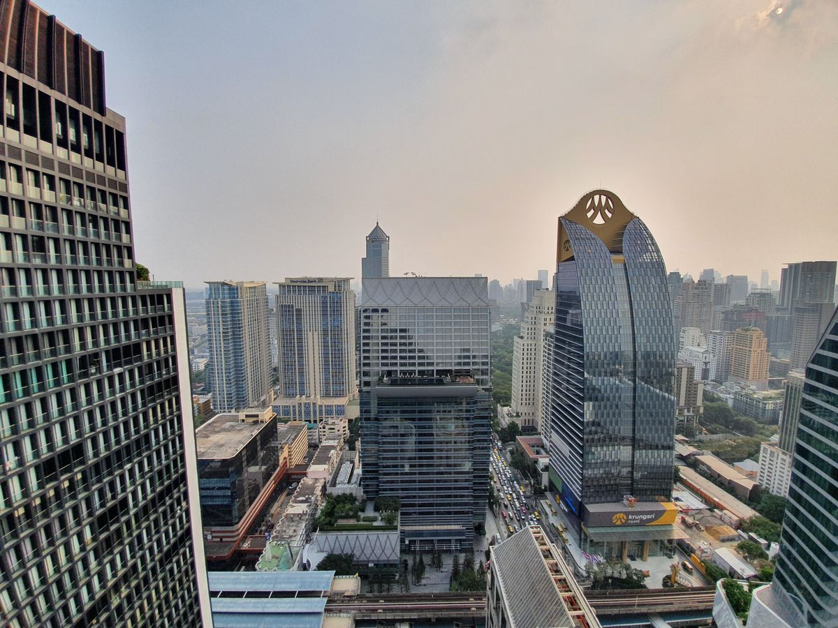 ให้เช่าคอนโดวิทยุ ชิดลม หลังสวน : ให้เช่าห้อง Duplex - Noble Ploenchit ราคา 220,000 บาท [MKr250613]