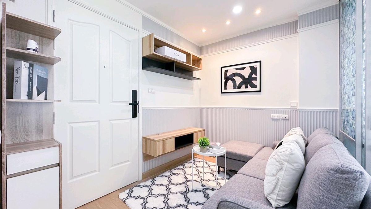 For SaleCondoPattanakan, Srinakarin : 💎 Beautiful room, clean, ready & quot; Lumpini & quot; on the golden location ⚡️ next to the Phatthanakan Rd. Tangible price! 👏👏👏