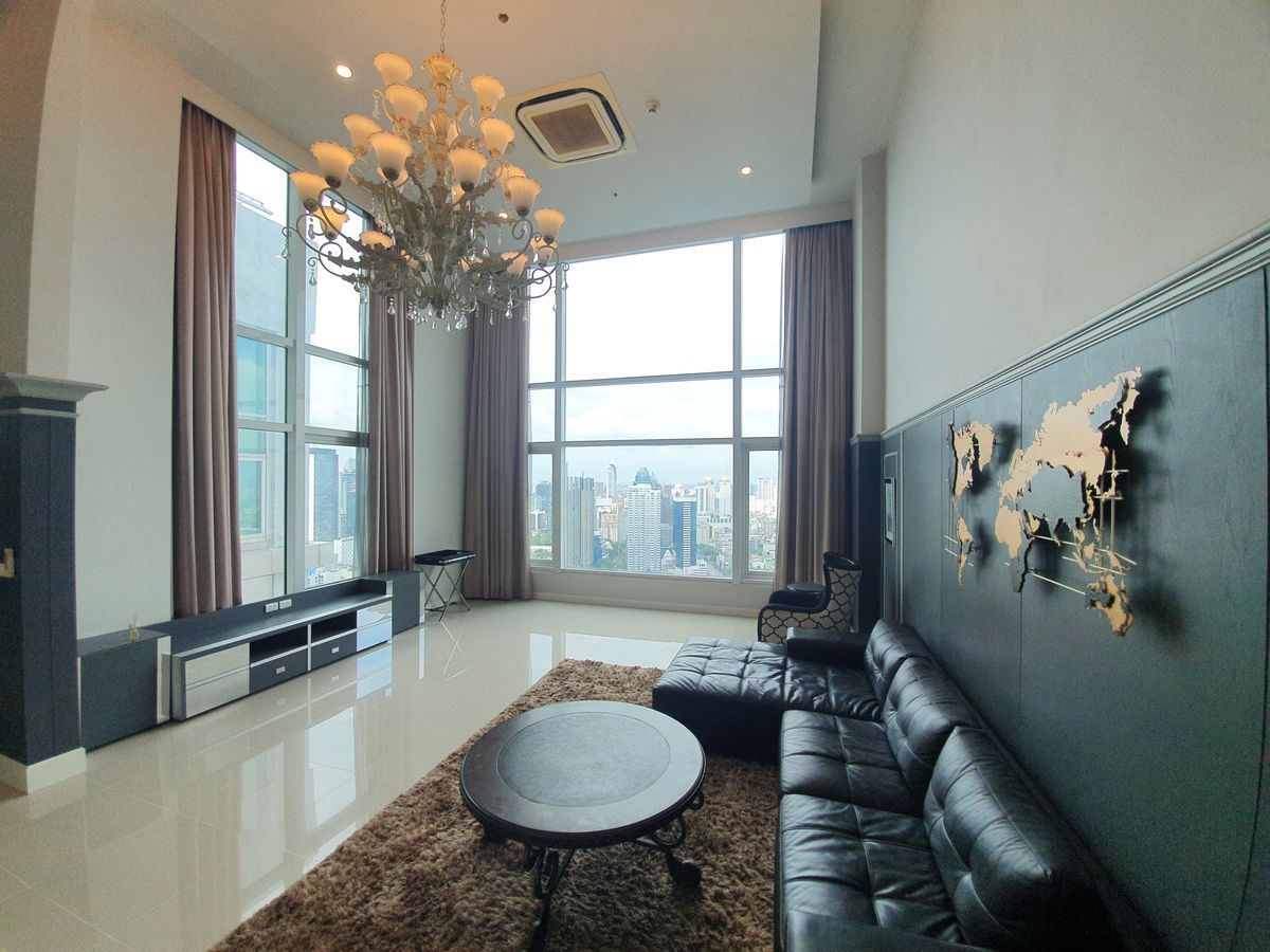 ให้เช่าคอนโดพระราม 9 เพชรบุรีตัดใหม่ RCA : ให้เช่า Penthouse - Circle Condominium ราคา 220,000 บาท [MKr250611]