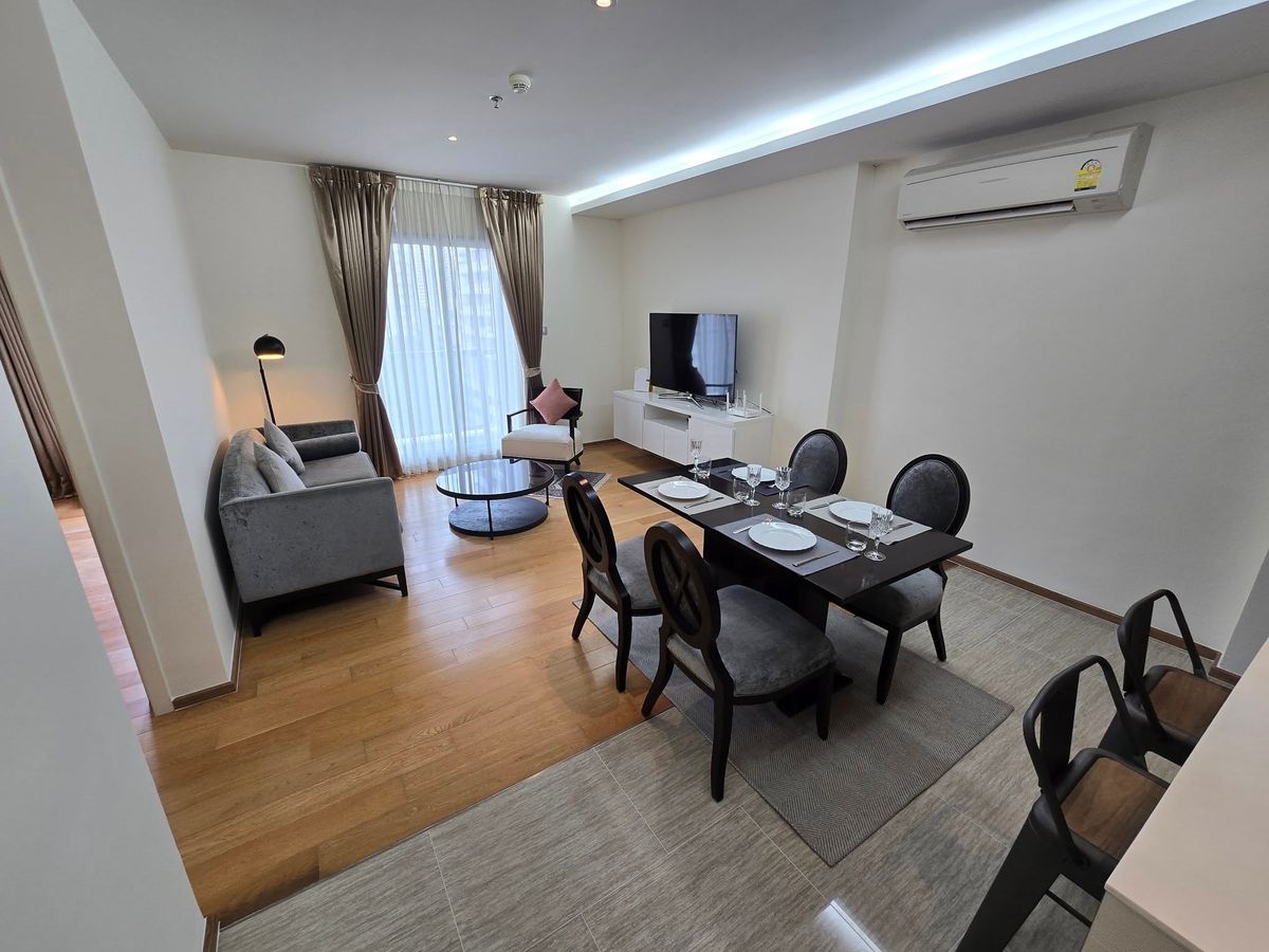 ให้เช่าคอนโดสุขุมวิท อโศก ทองหล่อ : ให้เช่า H Sukhumvit 43 ราคา 55,000 บาท [NCr250537]