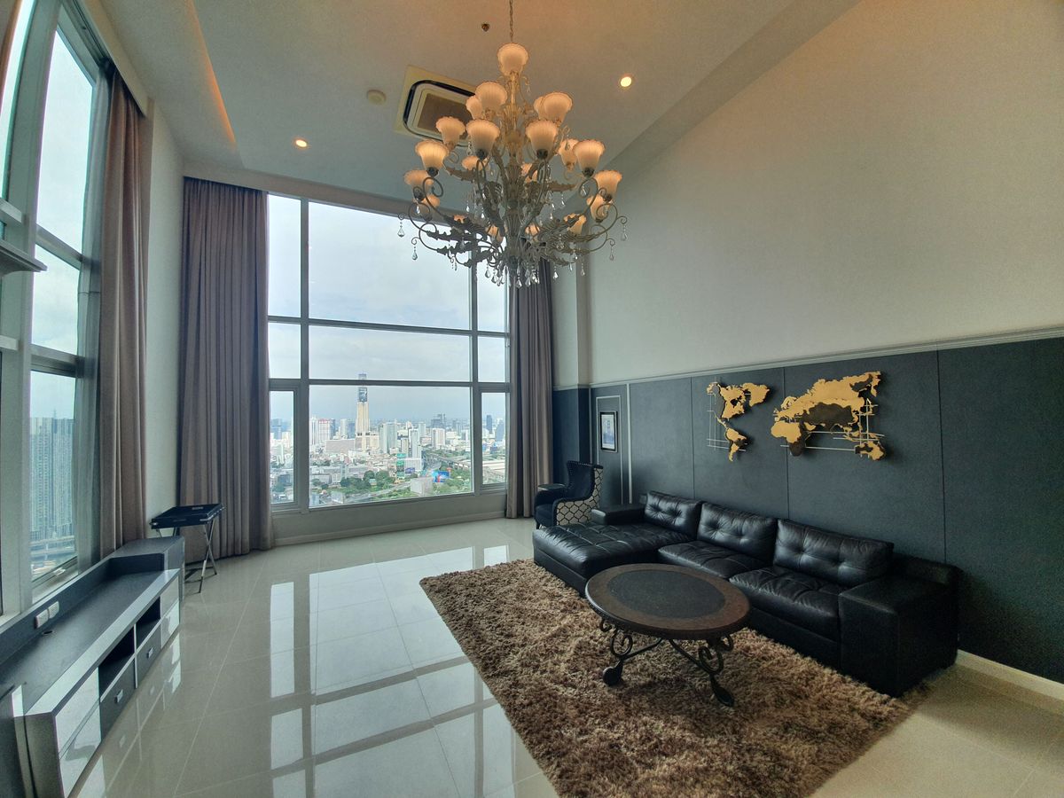 ให้เช่าคอนโดพระราม 9 เพชรบุรีตัดใหม่ RCA : ให้เช่า Penthouse - Circle Condominium ราคา 220,000 บาท [MKr250611]