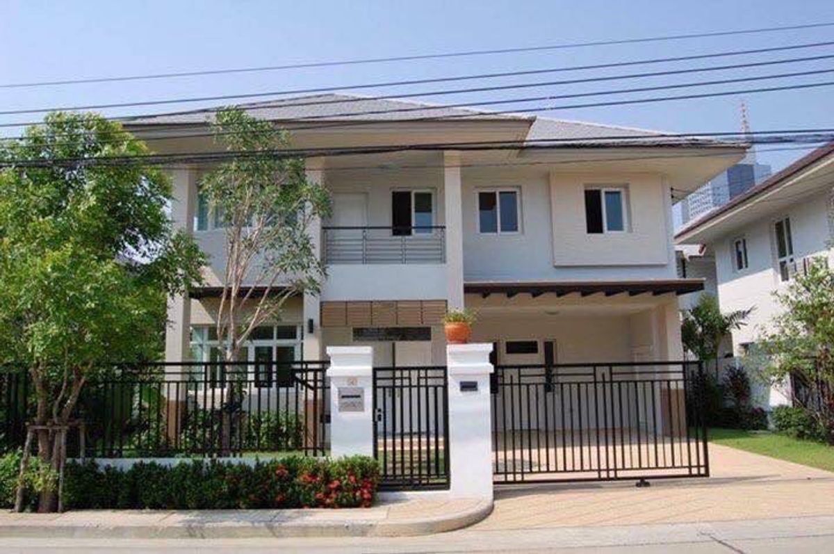 ขายบ้าน : บางกอก บูเลอวาร์ด แจ้งวัฒนะ 1 / 3 ห้องนอน (ขาย), Bangkok Boulevard Chaengwattana 1 / 3 Bedrooms (FOR SALE) GOLF139