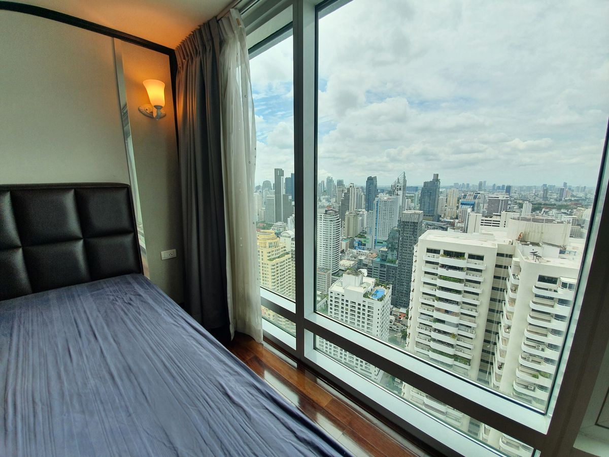 ให้เช่าคอนโดพระราม 9 เพชรบุรีตัดใหม่ RCA : ให้เช่า Penthouse - Circle Condominium ราคา 220,000 บาท [MKr250611]