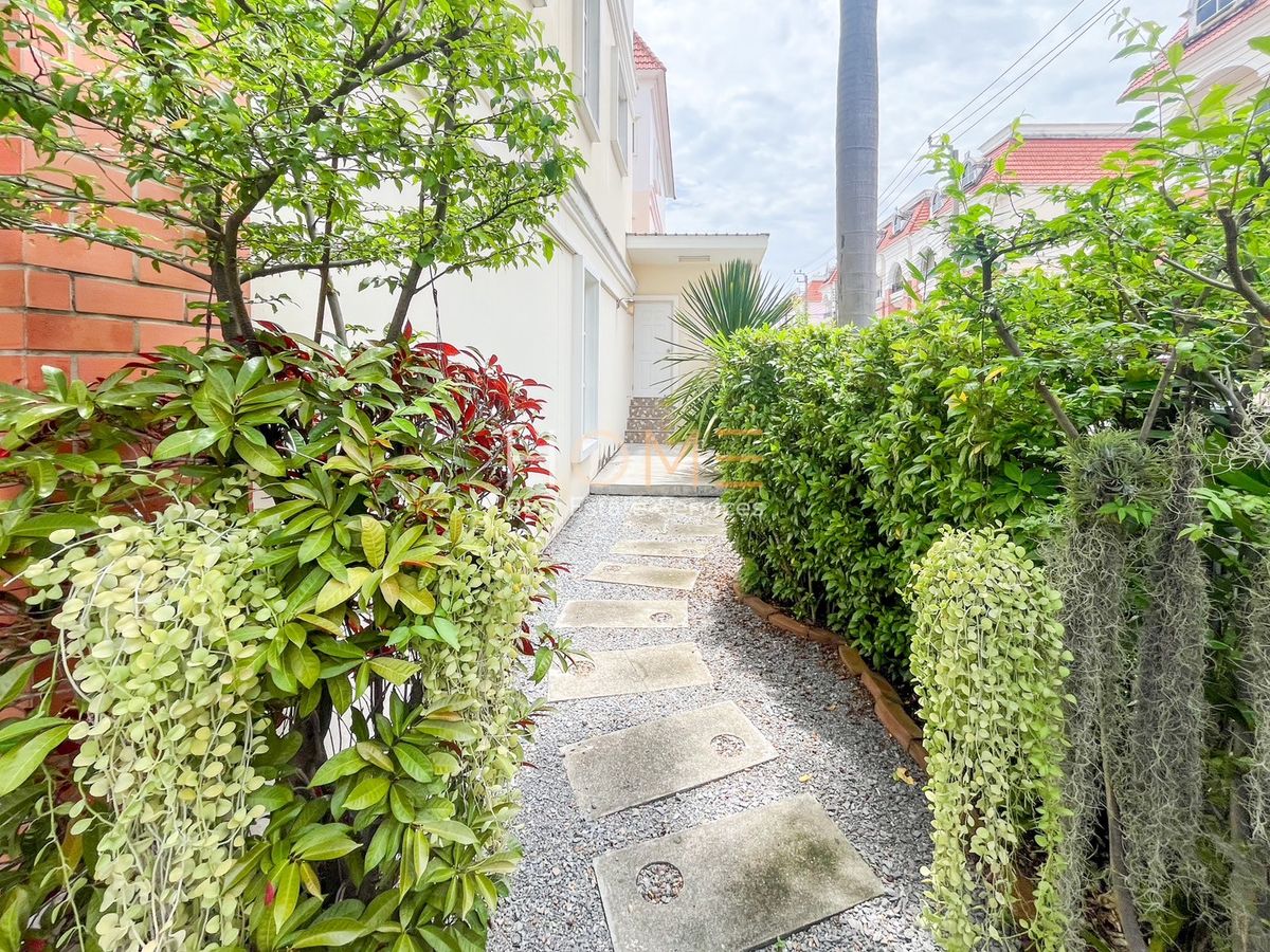 ขายทาวน์โฮมเกษตร นวมินทร์ ลาดปลาเค้า : หลังมุม สวนสวย พื้นที่จัดเต็ม 🔥 คาซ่าซิตี้ นวลจันทร์ 1 / 3 ห้องนอน (ขาย), Casa City Nuanjan 1 / 3 Bedrooms (FOR SALE) TPM085 