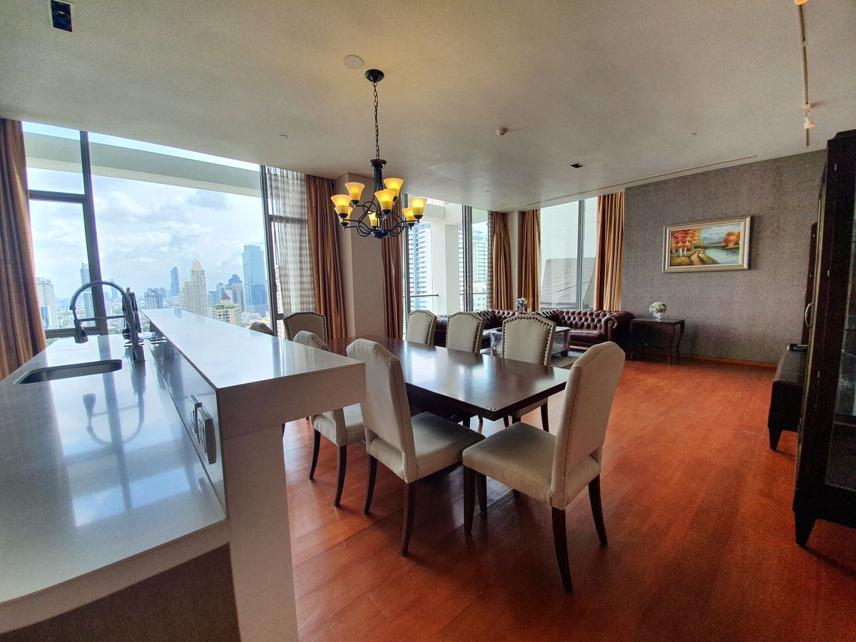 ให้เช่าคอนโดสาทร นราธิวาส : ให้เช่า Sukhothai Residences ราคา 240,000 บาท [MKr250614]