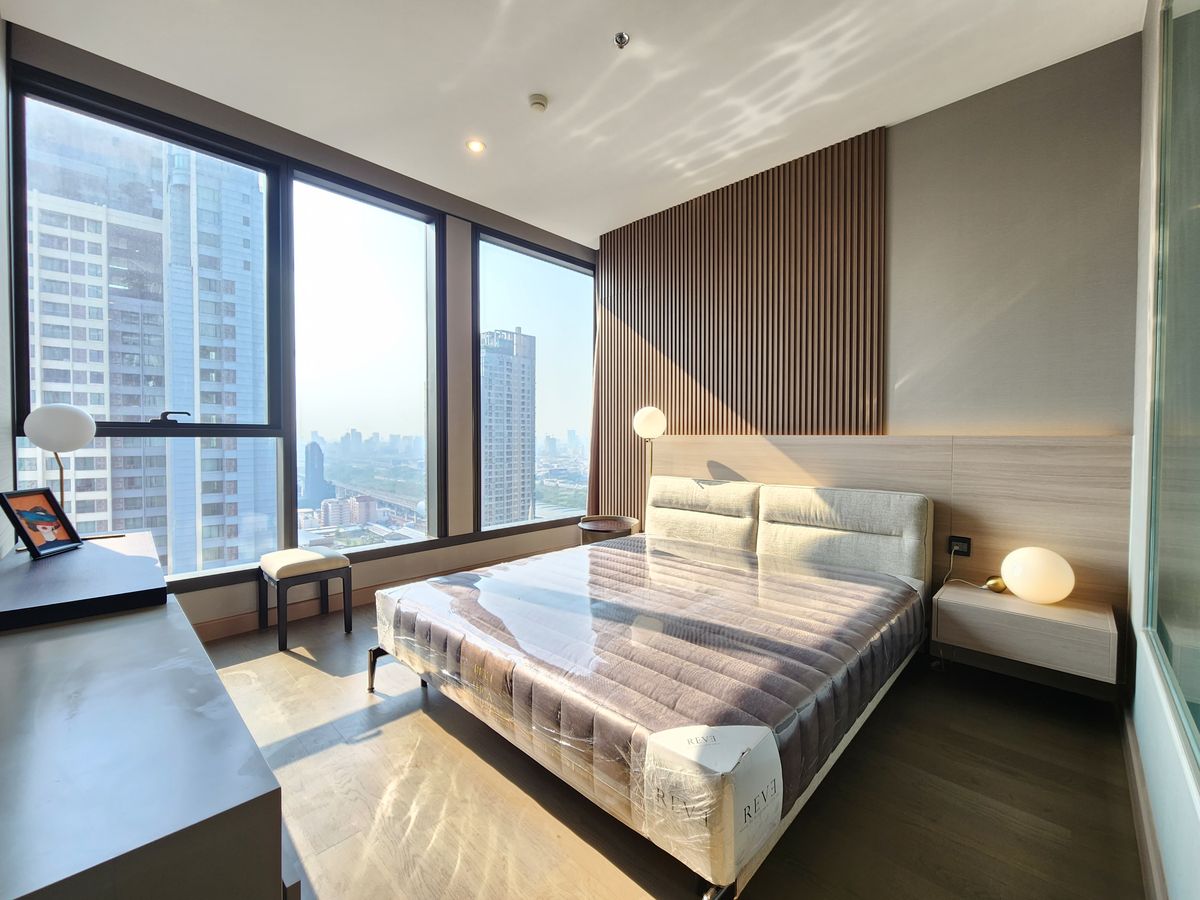 ให้เช่าคอนโดพระราม 9 เพชรบุรีตัดใหม่ RCA : ให้เช่า The Esse at Singha Complex ราคา 80,000 บาท [MKr250603]