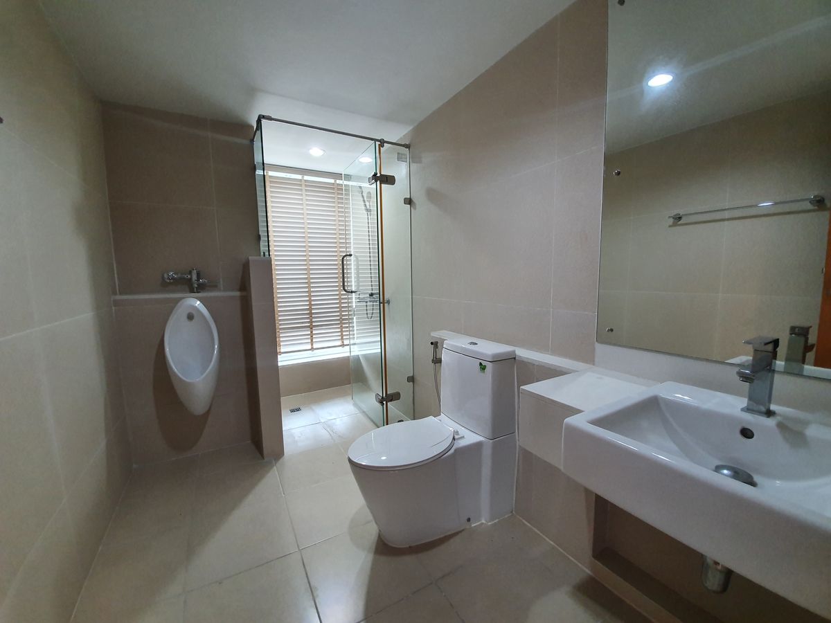 ให้เช่าคอนโดพระราม 9 เพชรบุรีตัดใหม่ RCA : ให้เช่า Penthouse - Circle Condominium ราคา 220,000 บาท [MKr250611]