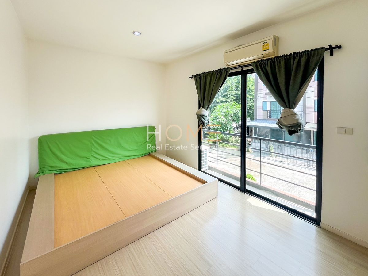 ขายทาวน์โฮมนวมินทร์ รามอินทรา : บ้านกลางเมือง นวมินทร์ 42 / 3 ห้องนอน (ขาย), Baan Klang Muang Nawamin 42 / 3 Bedrooms (FOR SALE) TPM099