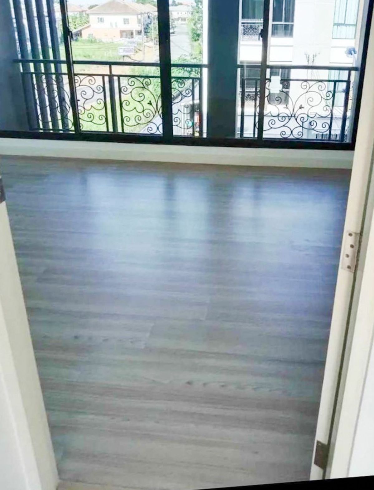 ขายทาวน์โฮมนวมินทร์ รามอินทรา : บ้านกลางเมือง นวมินทร์ 42 / 3 ห้องนอน (ขาย), Baan Klang Muang Nawamin 42 / 3  Bedrooms (FOR SALE) TPM098