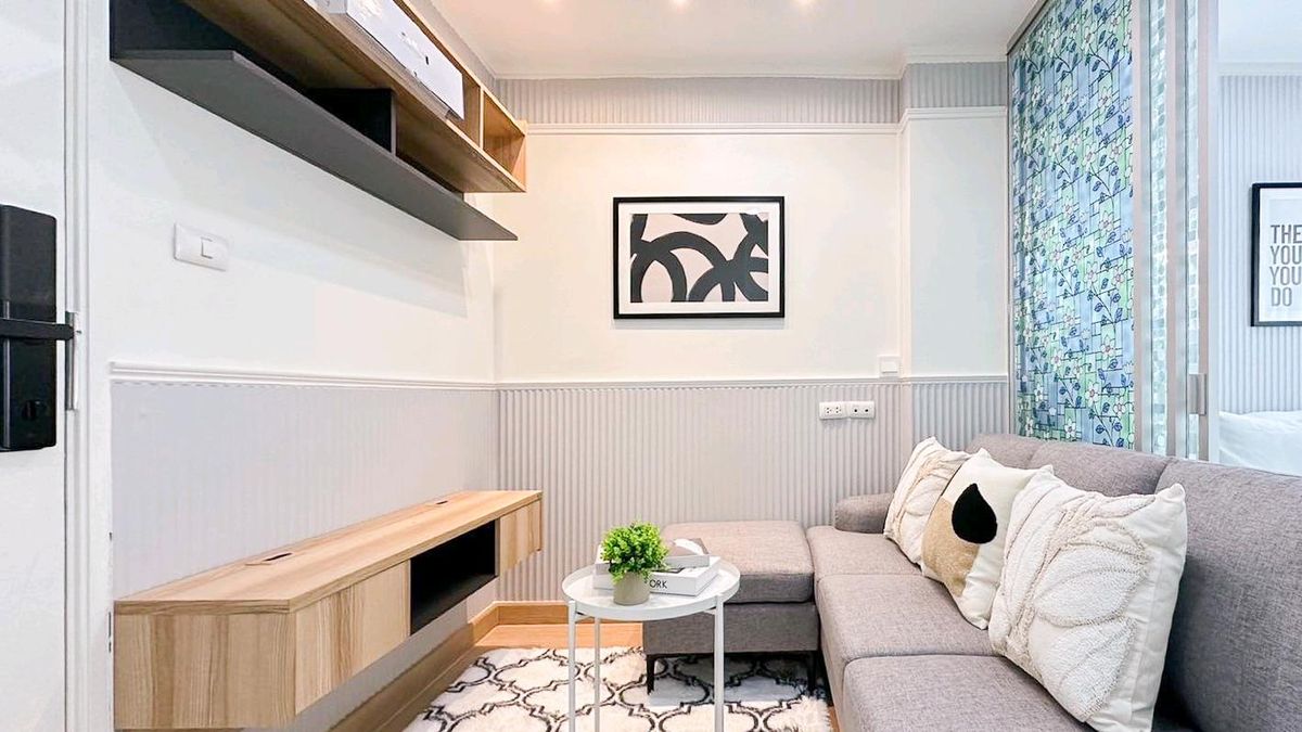 For SaleCondoPattanakan, Srinakarin : 💎 Beautiful room, clean, ready & quot; Lumpini & quot; on the golden location ⚡️ next to the Phatthanakan Rd. Tangible price! 👏👏👏