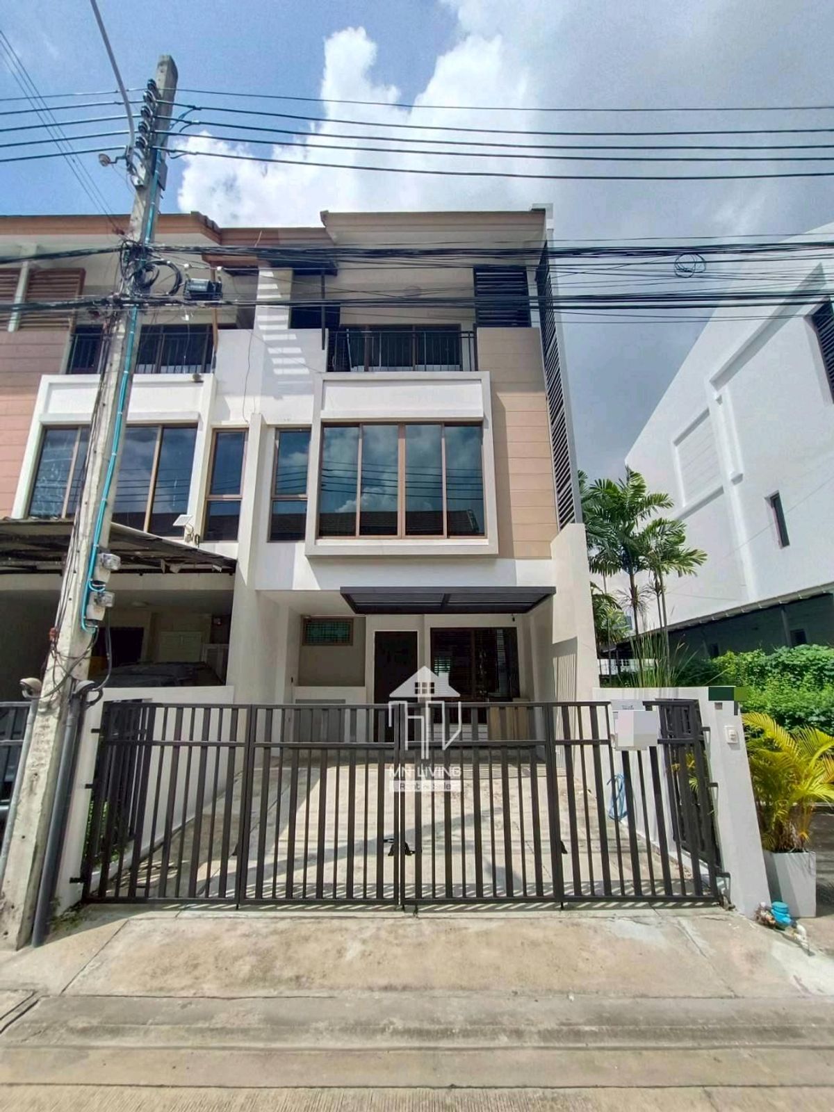 For RentTownhomeOnnut, Udomsuk : Town Home for rent The Private Sukhumvit-Bangchak
soi Sukhumvit 97/1, fully furnished, Ready to move in, near BTS Bangchak Station 