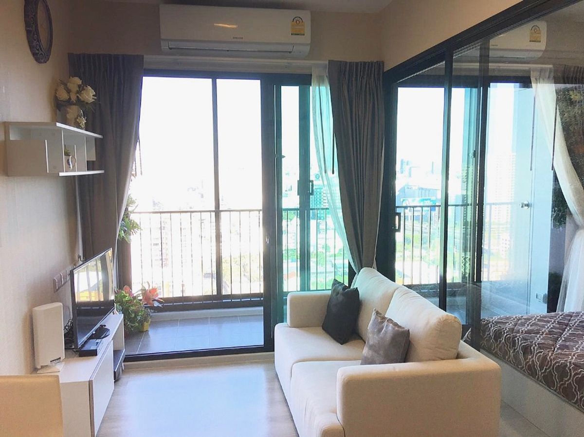 ให้เช่าคอนโดพระราม 9 เพชรบุรีตัดใหม่ RCA : ห้องชั้นสูง 🏙️(For Rent/ให้เช่า) Condolette Midst Rama 9 / คอนโดเลต มิสท์ พระราม 9