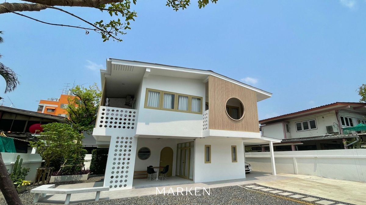 ให้เช่าบ้านเกษตรศาสตร์ รัชโยธิน : ให้เช่าบ้าน 2 ชั้น ซอยวิภาวดีรังสิต 42 ใกล้ SRT สถานีวัดเสมียนนารี (สายสีแดง) ตกแต่งครบ พร้อมเข้าอยู่