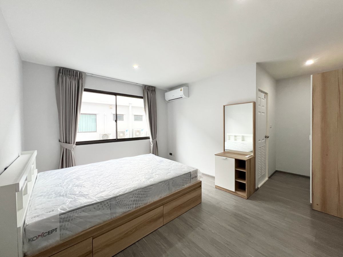 ทาวน์โฮมเกษตร นวมินทร์ ลาดปลาเค้า : ขาย ทาว์นโฮมหรู โครงการ The Landmark เอกมัย-รามอินทรา จาก Land and House บ้าน renovate ใหม่ เฟอร์ครบ พร้อมอยู่