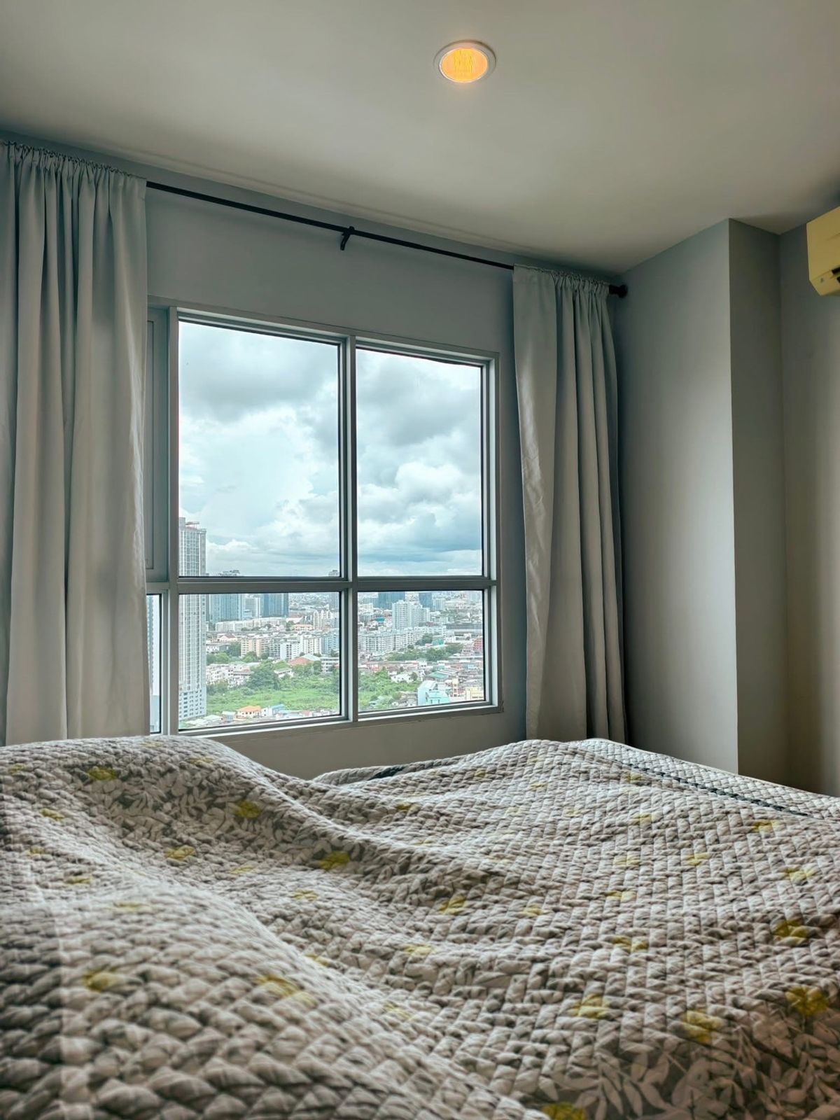 ขายคอนโดคลองเตย กล้วยน้ำไท : Hot ขายAspire Rama4 ห้องไซส์ใหญ่ 2นอน 1น้ำ วิวเเม่น้ำเจ้าพระยา ราคาดีมาก 4 ล้านเท่านั้น ราคาตร.ม.ไม่ถึงเเสน (062-4163966แพรว)