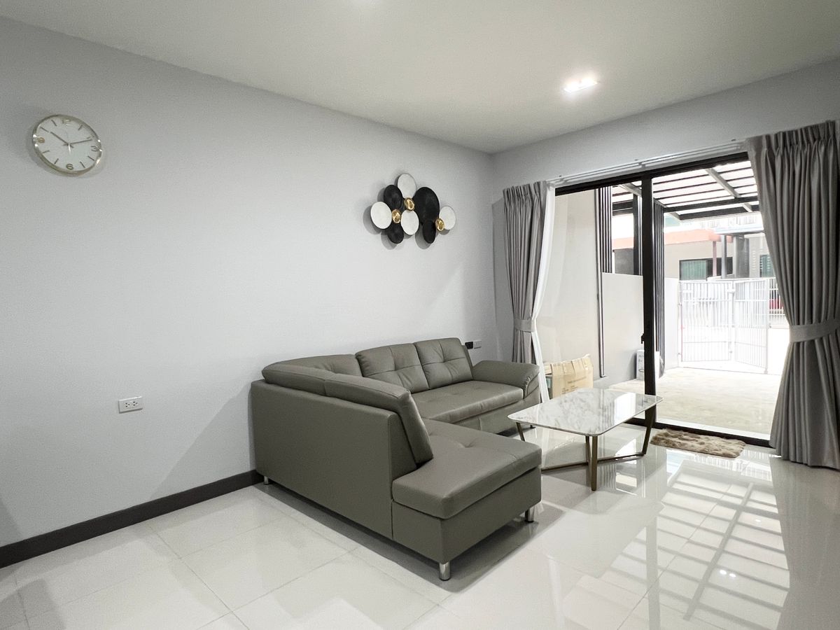 ทาวน์โฮมเกษตร นวมินทร์ ลาดปลาเค้า : ขาย ทาว์นโฮมหรู โครงการ The Landmark เอกมัย-รามอินทรา จาก Land and House บ้าน renovate ใหม่ เฟอร์ครบ พร้อมอยู่