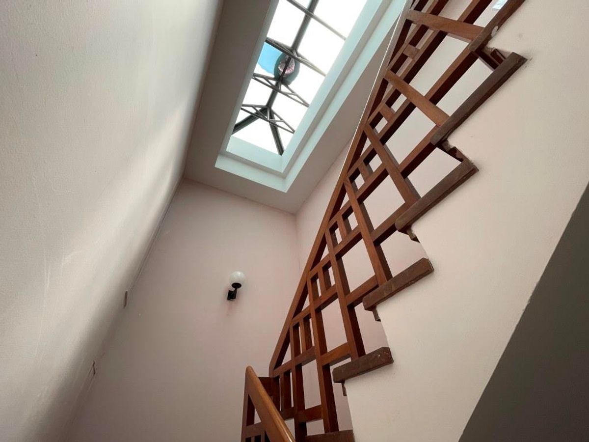 ขายทาวน์โฮมพระราม 3 สาธุประดิษฐ์ : ขาย ทาวน์โฮม หมู่บ้าน Garden house – ติดถนนนนทรี(ระหว่างซอย 26 – 28) – เนื้อที่ดิน 32 ตารางวา  พื้นที่ใช้สอยประมาณ 300-400 ตารางเมตร 4 ชั้น ขนาดประมาณ หน้ากว้าง 6.4 เมตร ลึก 20 เมตร 3 ห้องนอน 1ห้องทำงาน