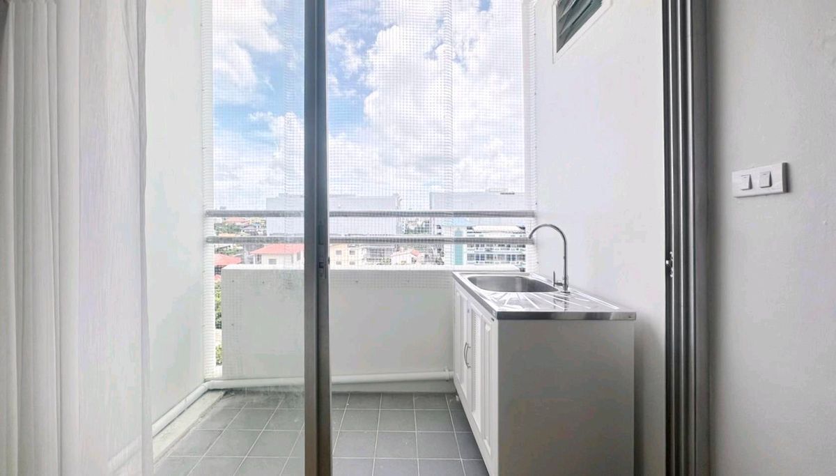 For SaleCondoPattanakan, Srinakarin : Stay comfortably without having to squeeze the function. It will work. Will be easy to rent Because the location is the best near the expressway near the train! 🌳 Thai Narong Tower Project 🌳