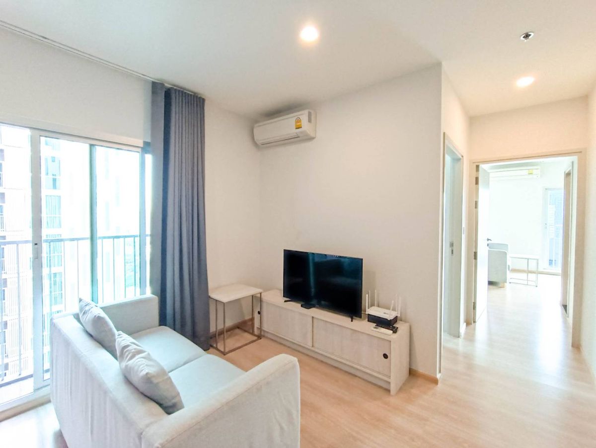 For RentCondoRatchadapisek, Huaikwang, Suttisan : !! Beautiful room for rent, Noble Revolve Ratchada, near MRT Cultural Center