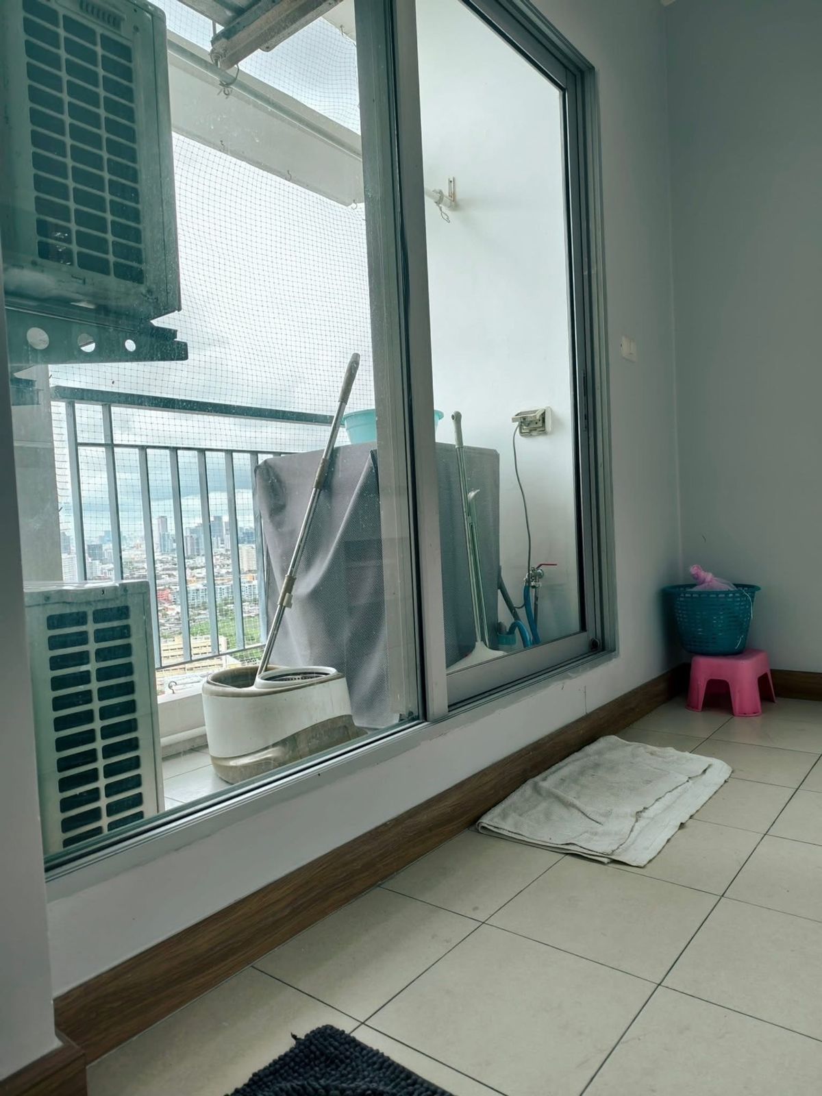 ขายคอนโดคลองเตย กล้วยน้ำไท : Hot ขายAspire Rama4 ห้องไซส์ใหญ่ 2นอน 1น้ำ วิวเเม่น้ำเจ้าพระยา ราคาดีมาก 4 ล้านเท่านั้น ราคาตร.ม.ไม่ถึงเเสน (062-4163966แพรว)