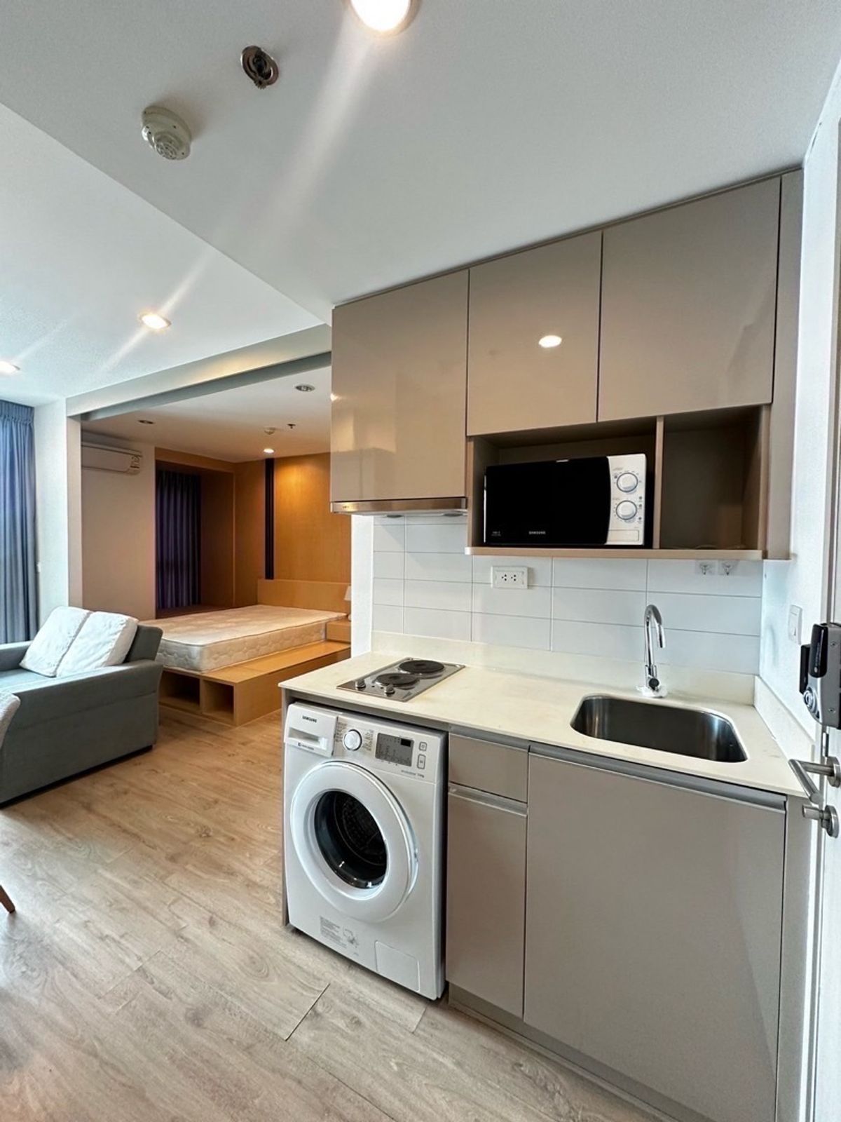 ให้เช่าคอนโดสยาม จุฬา สามย่าน : For rent ‼️ ideo q chula 23k call 0946242014 nui 