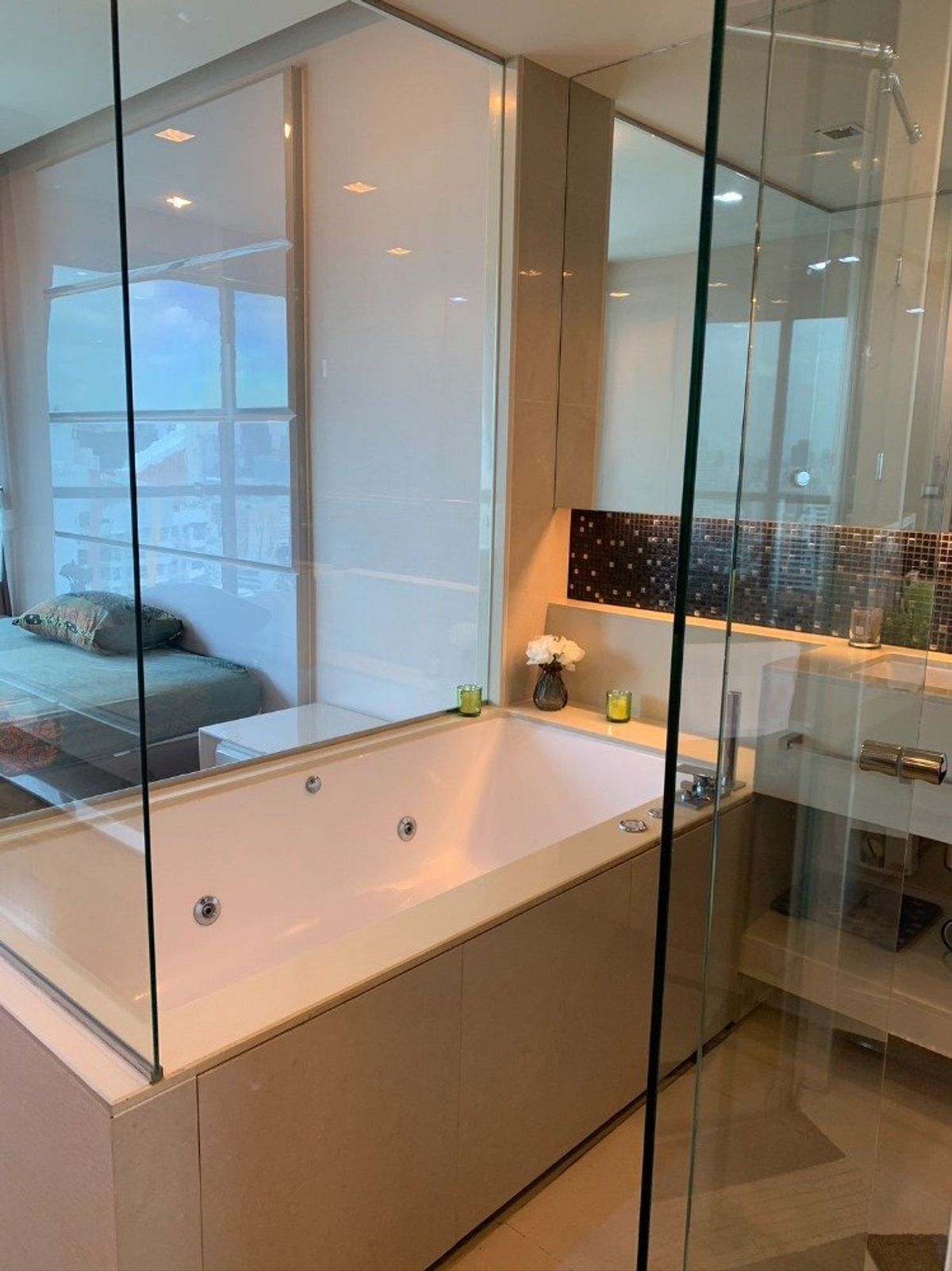 ให้เช่าคอนโดสาทร นราธิวาส : ให้เช่า 📍 The Address Sathorn 📍 2 ห้องนอน 2 ห้องน้ำ เฟอร์นิเจอร์ และ เครื่องใช้ไฟฟ้าครบ 