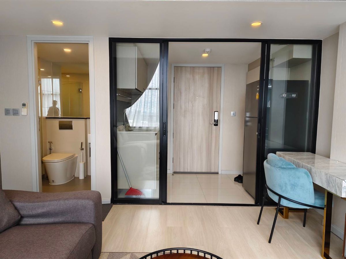 For RentCondoSathorn, Narathiwat : OMG064  < Available 17-Feb-26 >  Nice Duplex unit - near Sathorn [ Knightsbridge Prime Sathorn ]