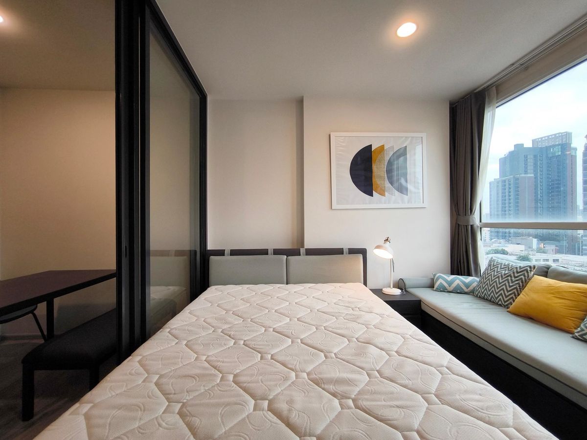 For RentCondoRatchadapisek, Huaikwang, Suttisan : 🌿 ✨ XT Huaikhwang ✨🌿 1 BED 1 Bath, Retal 18,000 Baht