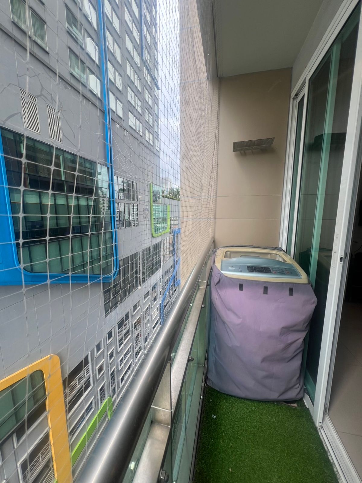 For RentCondoNana, North Nana,Sukhumvit13, Soi Nana : P-2731 Urgent rent! Prime Sukhumvit 11, beautiful room, complete furniture, good location, convenient to travel.