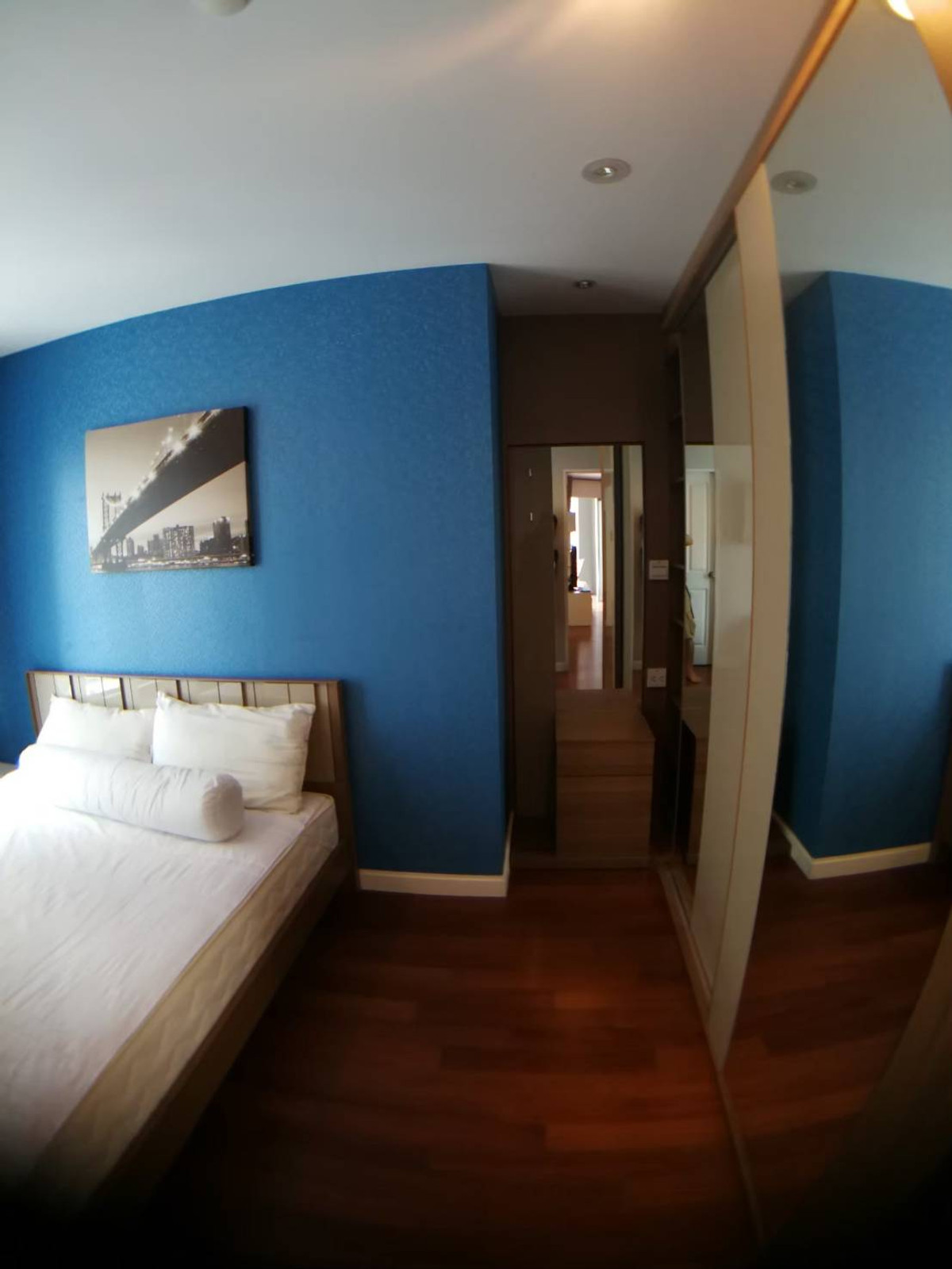 ให้เช่าคอนโดพระราม 9 เพชรบุรีตัดใหม่ RCA :   FOR RENT -- 2 BEDROOM 1 BATHROOM 59 SQ.M   -- READY TO MOVE IN -- CALL NOW 094-641-5974